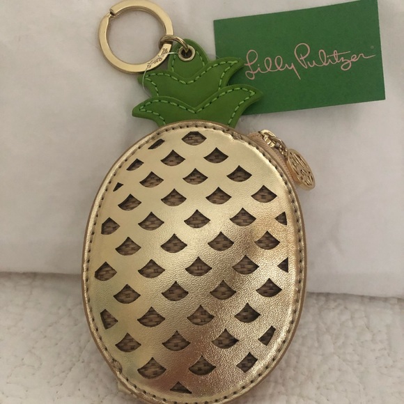 Lilly Pulitzer Accessories - ❌SOLD❌. 🍍Lilly Pulitzer Pineapple Coin Purse